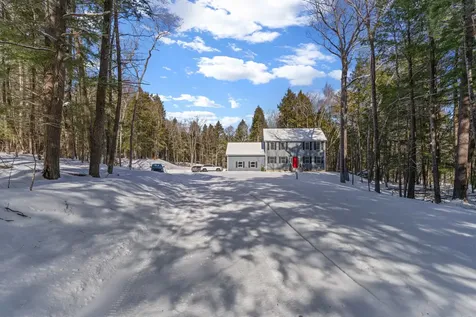 36 Hammond Road Deerfield NH 03037