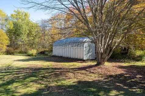 55 Chester Road Auburn NH 03032