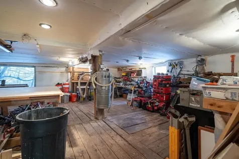 55 Chester Road Auburn NH 03032
