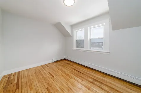 103 Elm Street Newport NH 03773