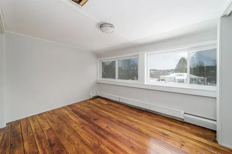 103 Elm Street Newport NH 03773