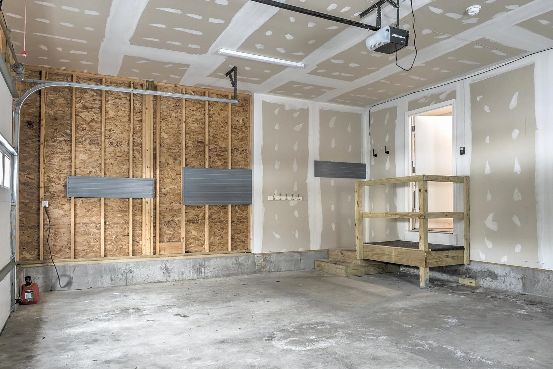 22 Allen Court Keene NH 03431