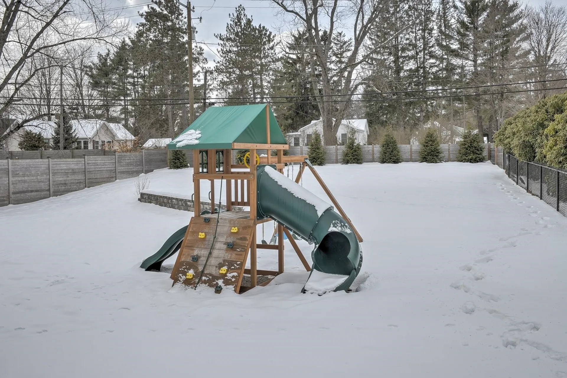 22 Allen Court Keene NH 03431