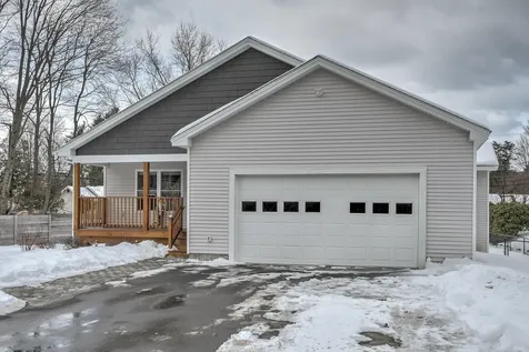 22 Allen Court Keene NH 03431