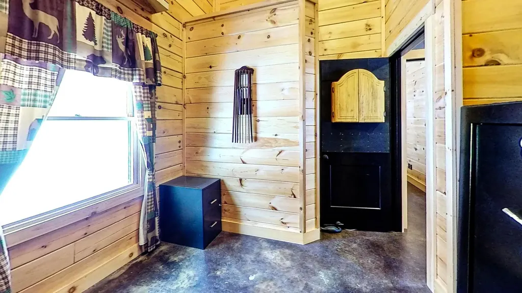 226 Dog Wood Lane Lyndon VT 05851