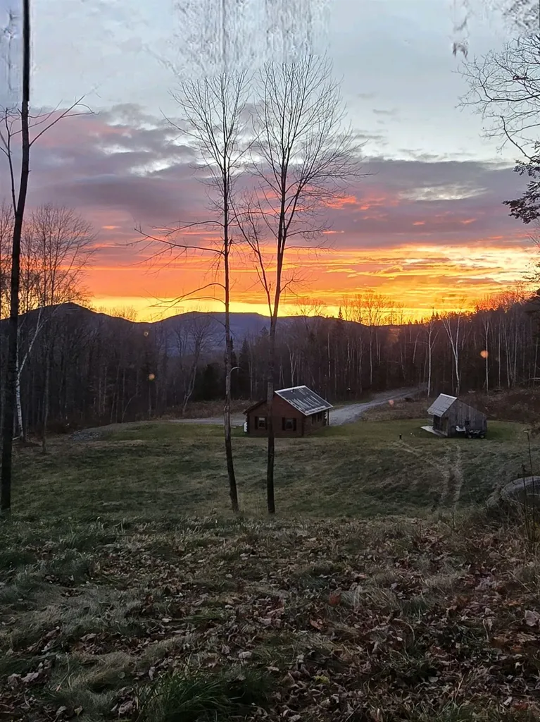 226 Dog Wood Lane Lyndon VT 05851