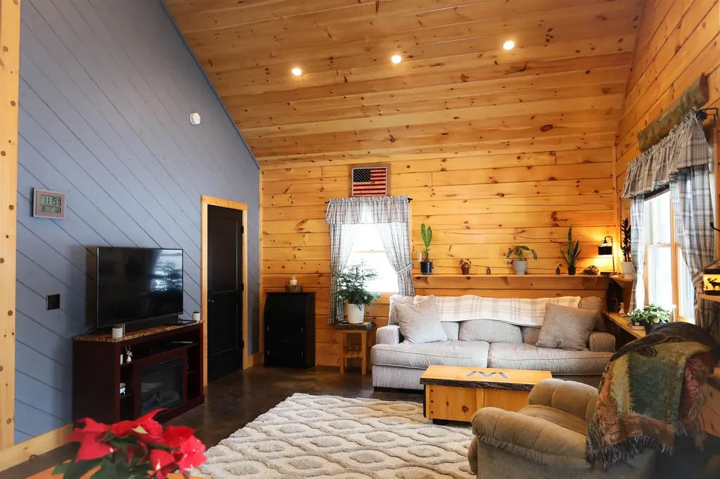 226 Dog Wood Lane Lyndon VT 05851