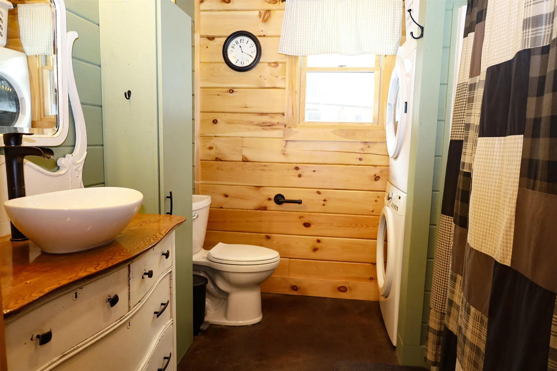 226 Dog Wood Lane Lyndon VT 05851