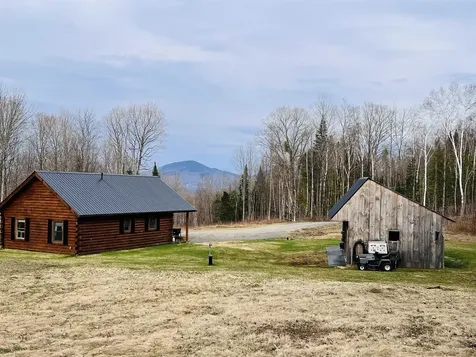 226 Dog Wood Lane Lyndon VT 05851