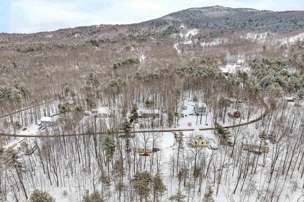 8 Saint Moritz Drive New Durham NH 03855