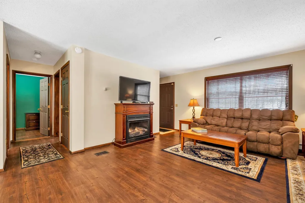 8 Saint Moritz Drive New Durham NH 03855