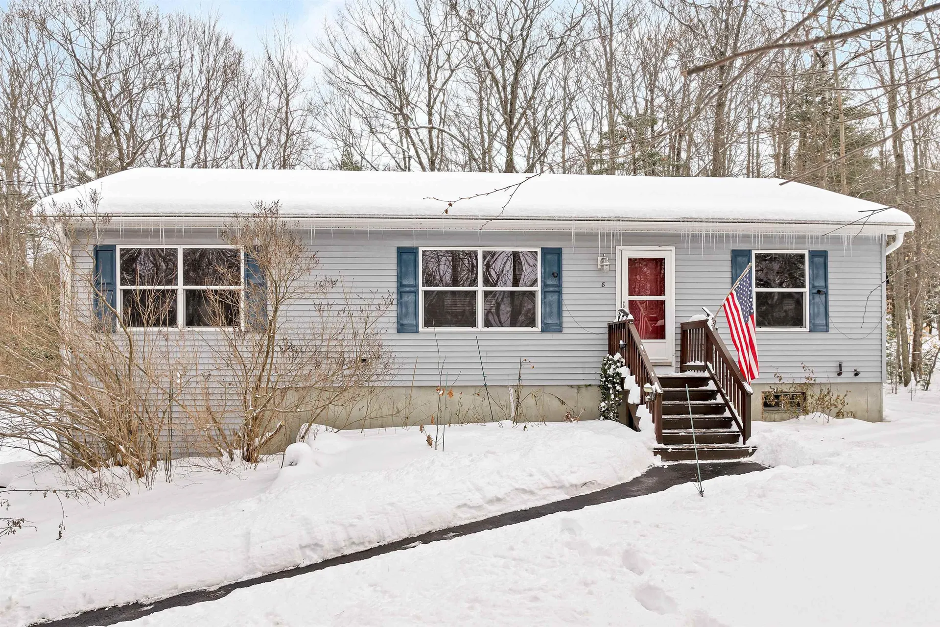 8 Saint Moritz Drive New Durham NH 03855