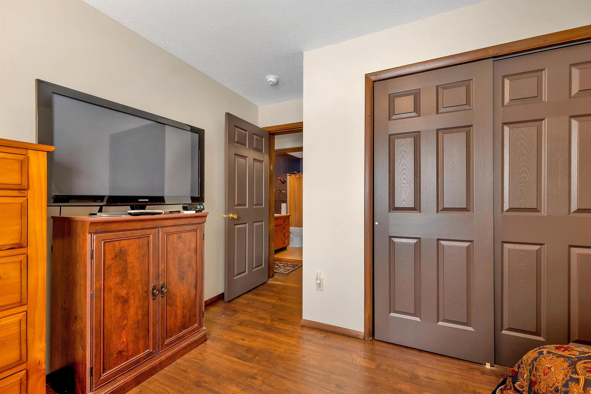 8 Saint Moritz Drive New Durham NH 03855