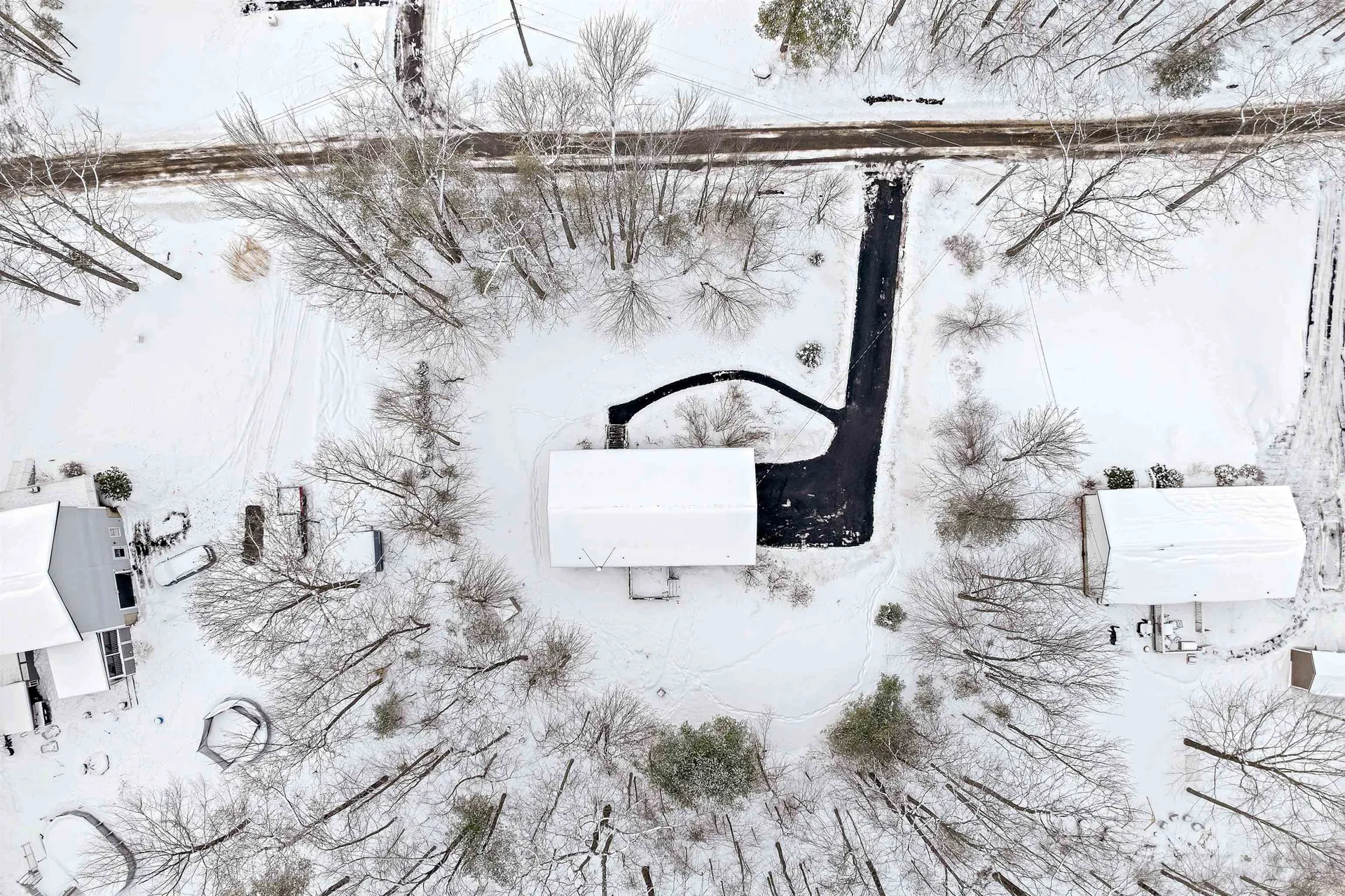 8 Saint Moritz Drive New Durham NH 03855