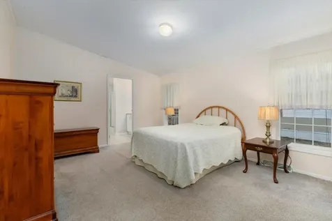 604 Canterbury Drive Exeter NH 03833
