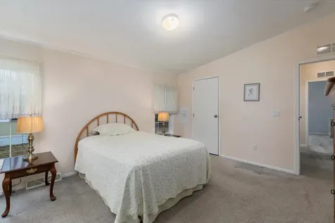 604 Canterbury Drive Exeter NH 03833