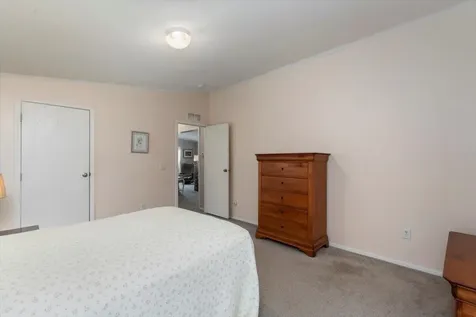 604 Canterbury Drive Exeter NH 03833