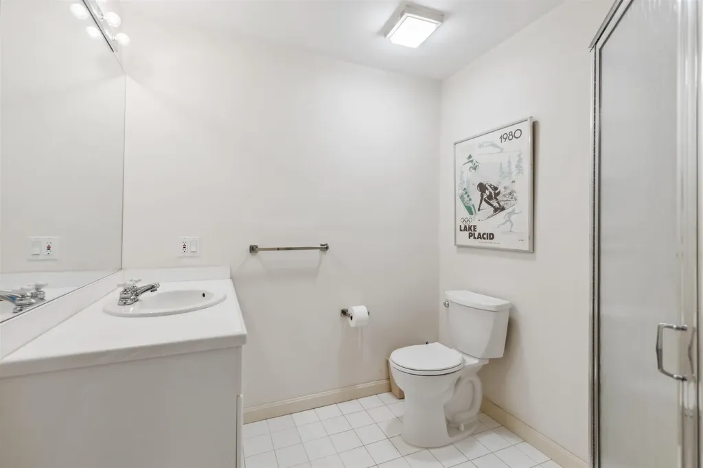 60 Seasons Condominiums Road New London NH 03257