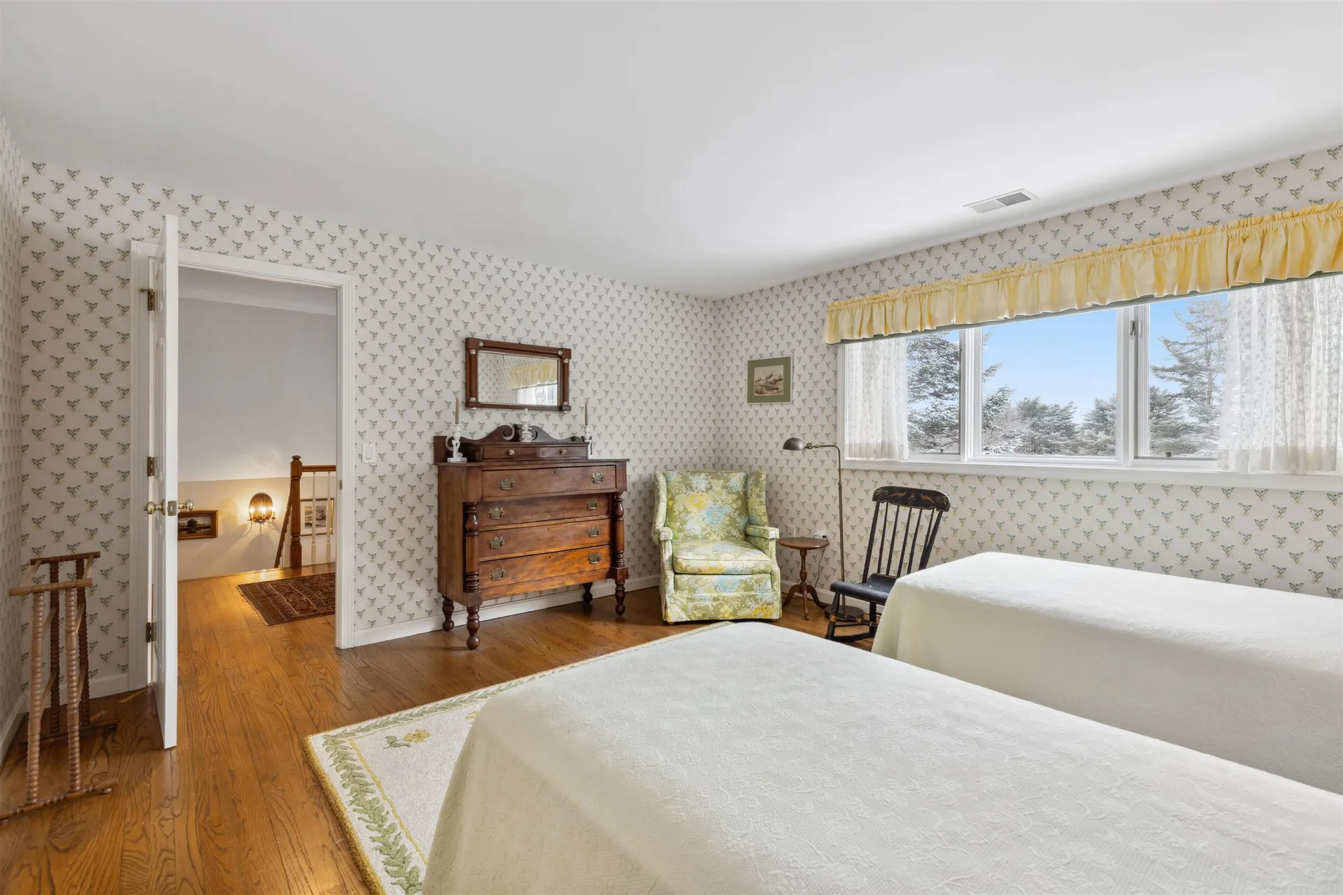 60 Seasons Condominiums Road New London NH 03257