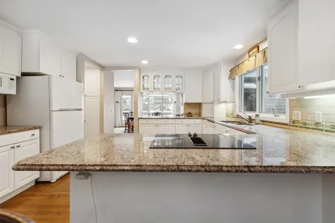 60 Seasons Condominiums Road New London NH 03257