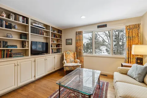 60 Seasons Condominiums Road New London NH 03257