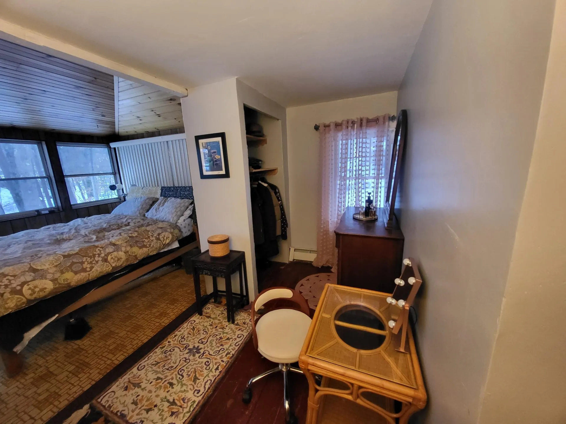 2 Viau Road Windham NH 03087