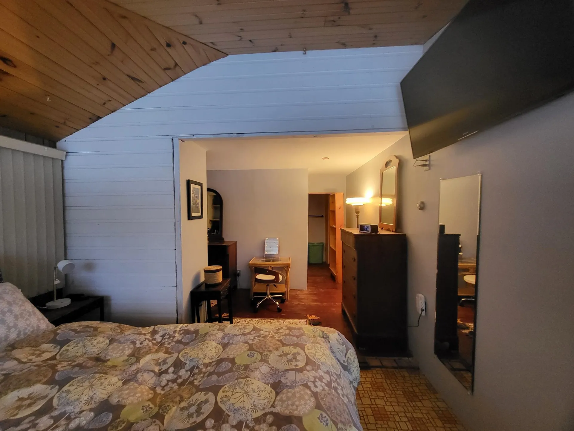 2 Viau Road Windham NH 03087