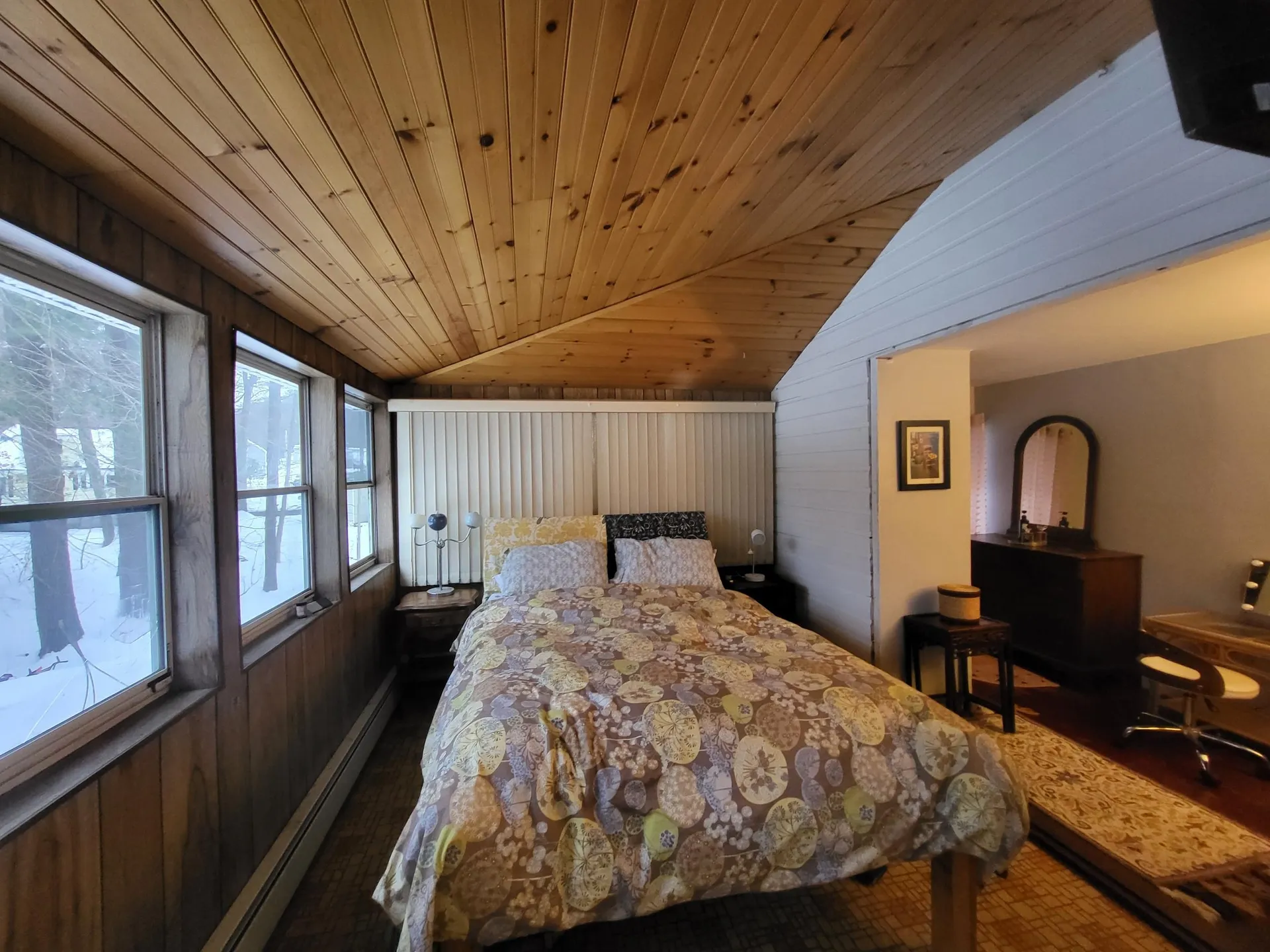 2 Viau Road Windham NH 03087