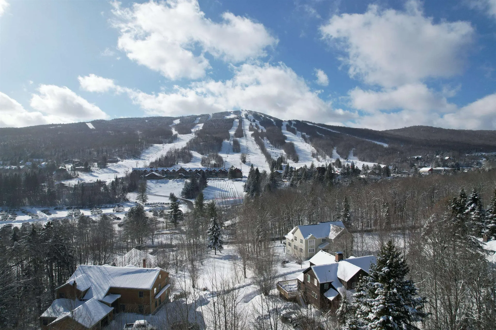 5 Pinnacle View Road Dover VT 05356