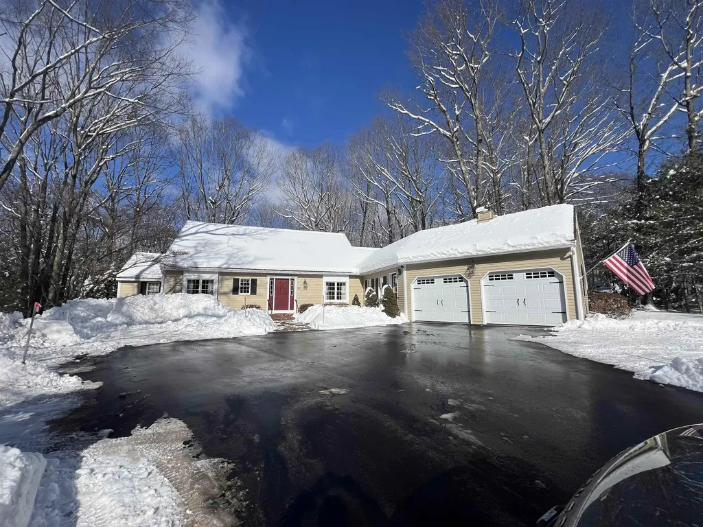 345 Forest Road Wolfeboro NH 03894
