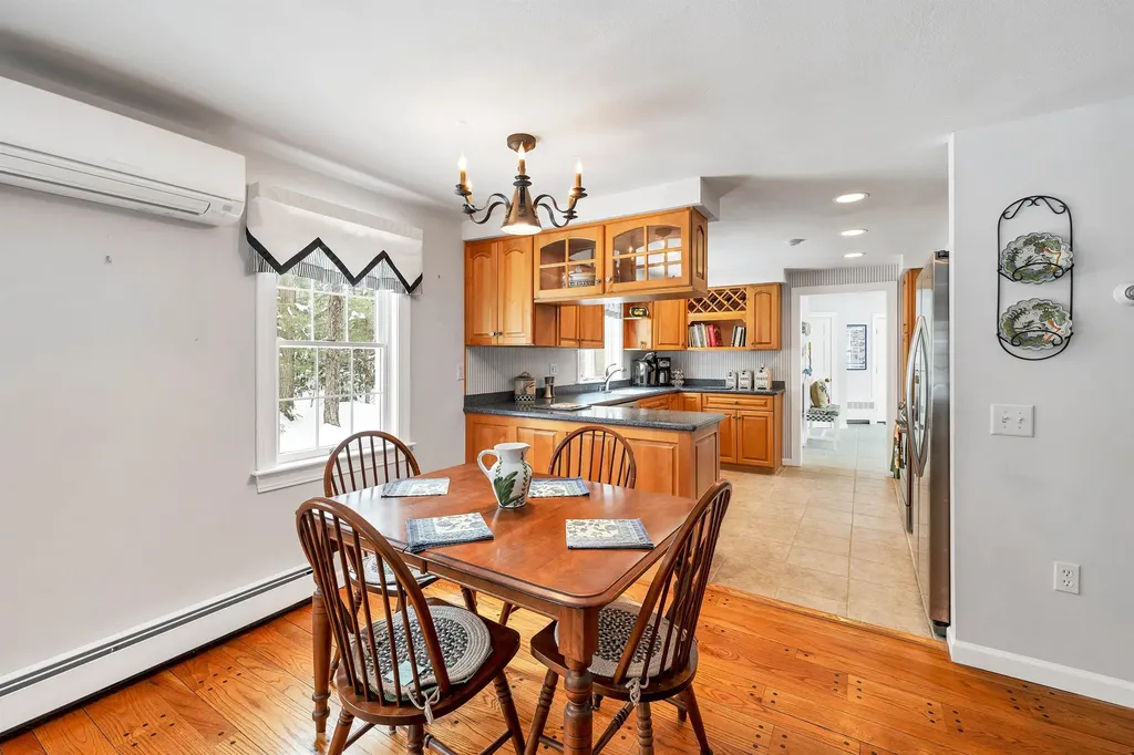 345 Forest Road Wolfeboro NH 03894