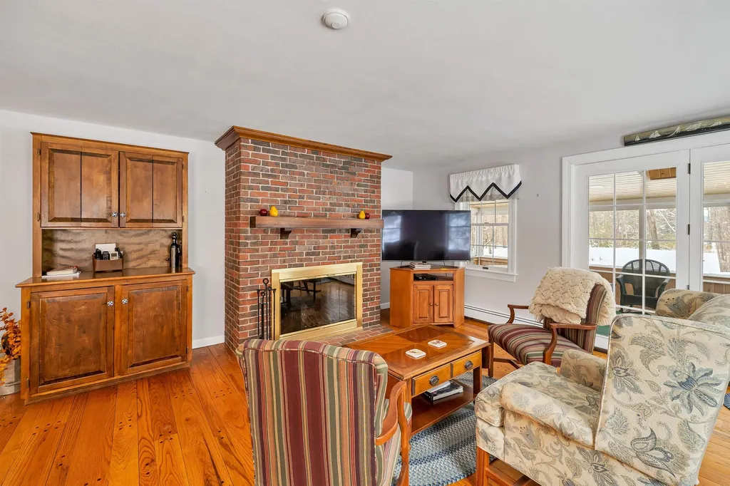 345 Forest Road Wolfeboro NH 03894