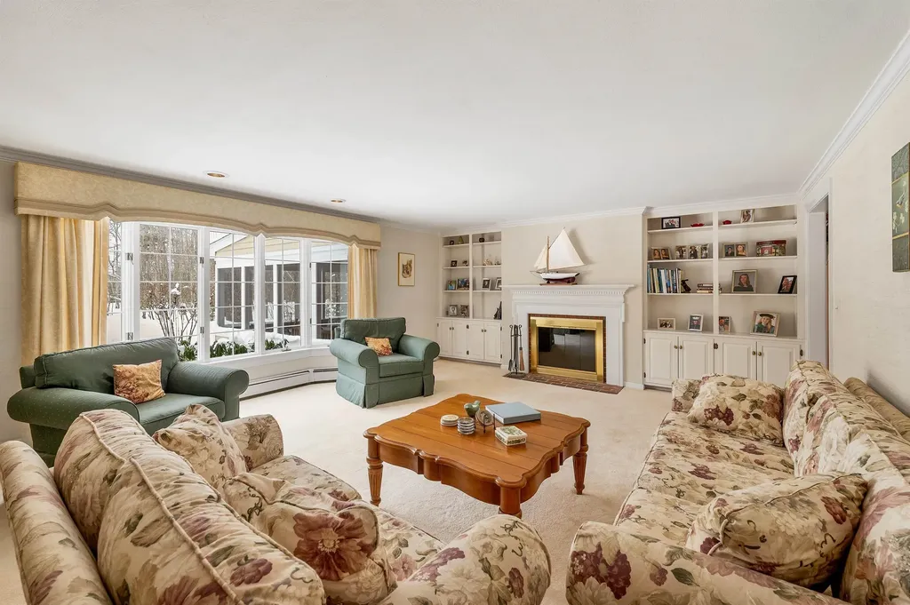 345 Forest Road Wolfeboro NH 03894