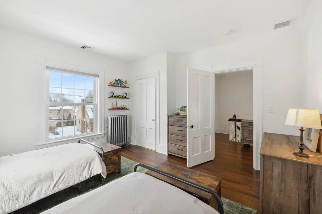 141 Russell Street Manchester NH 03104