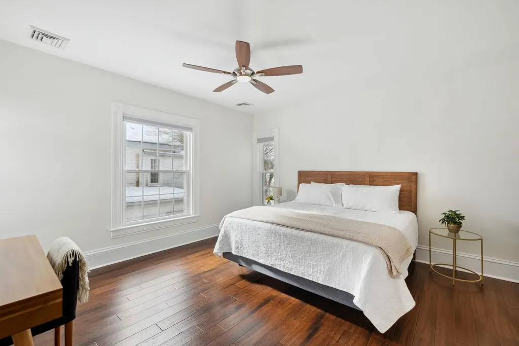 141 Russell Street Manchester NH 03104