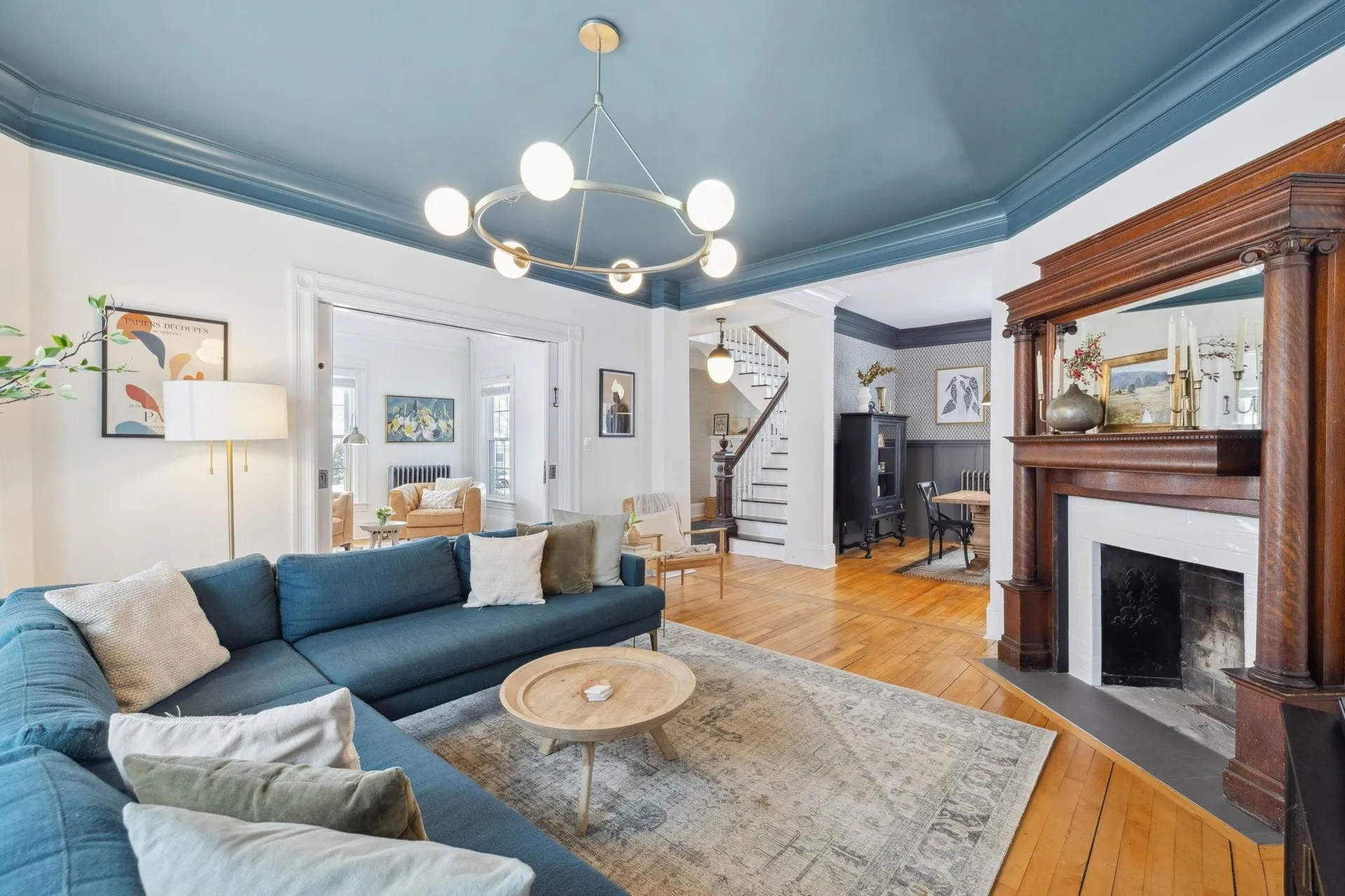 141 Russell Street Manchester NH 03104