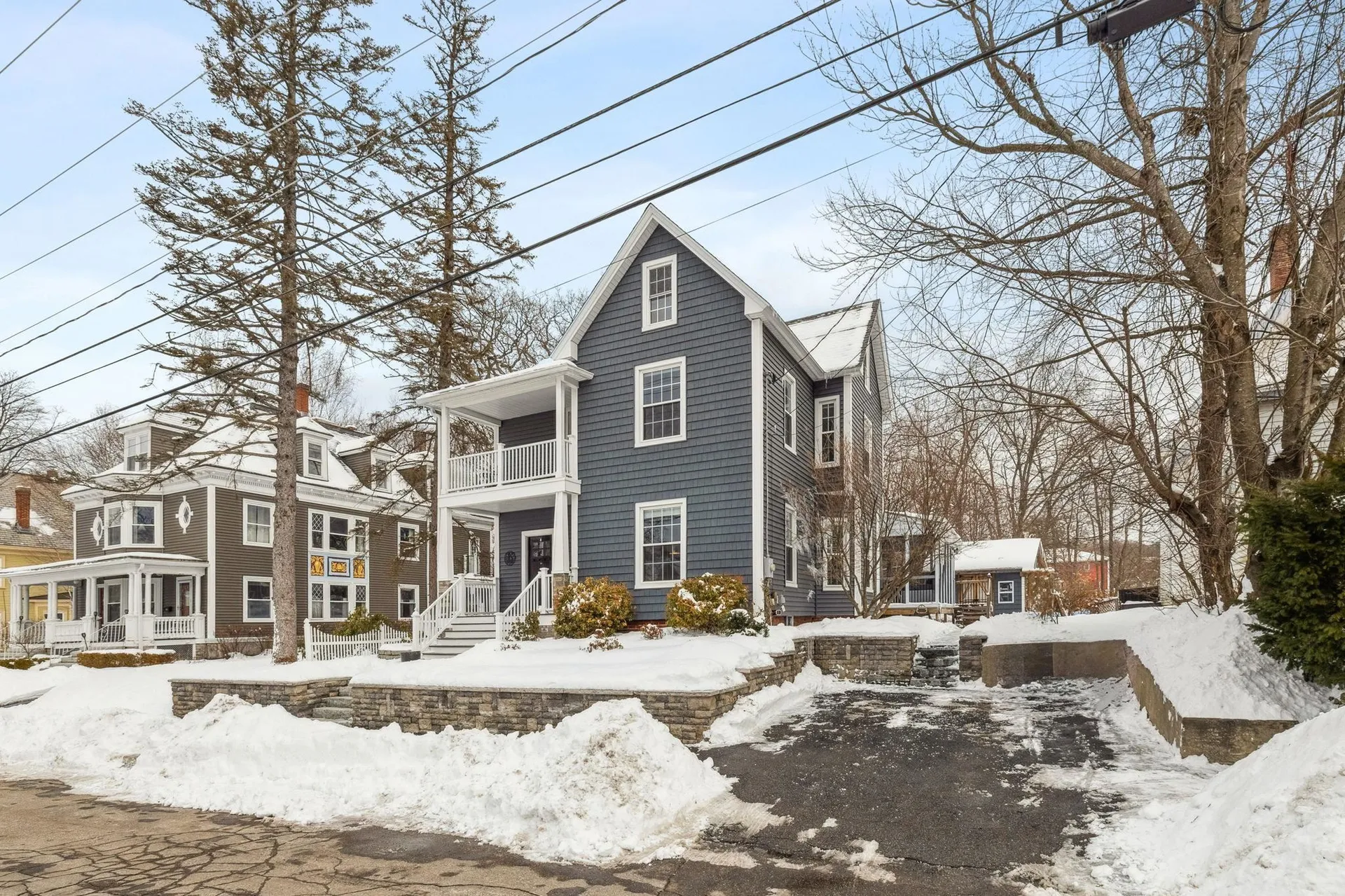 141 Russell Street Manchester NH 03104