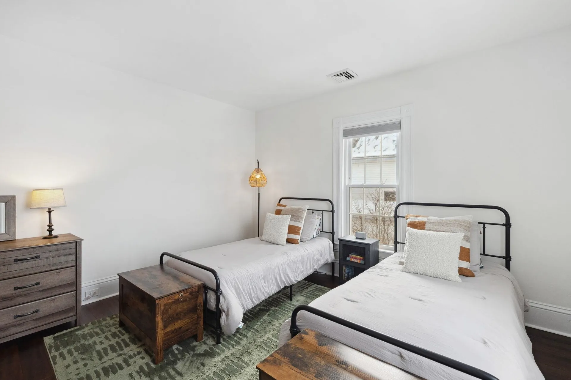 141 Russell Street Manchester NH 03104