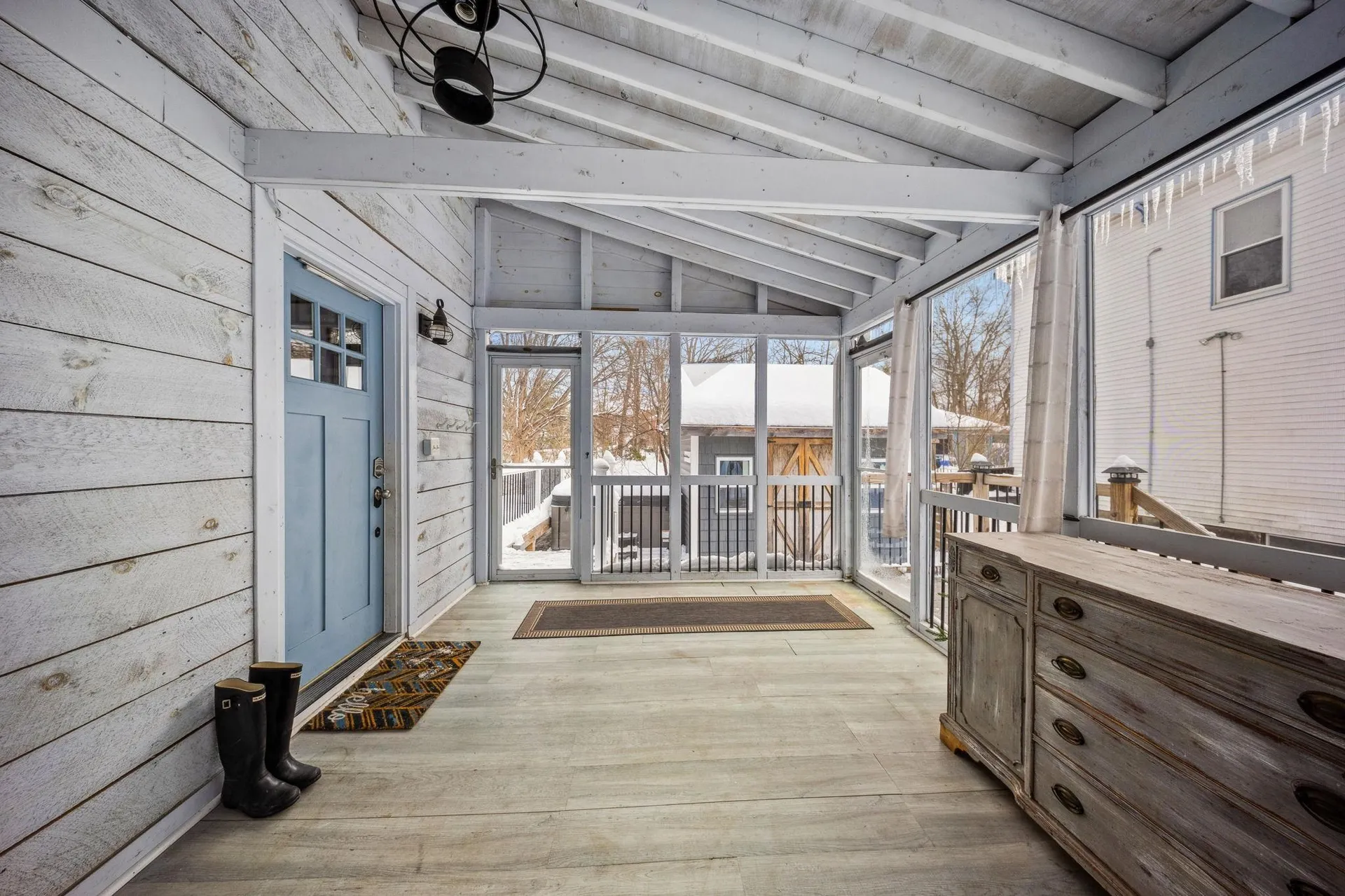 141 Russell Street Manchester NH 03104