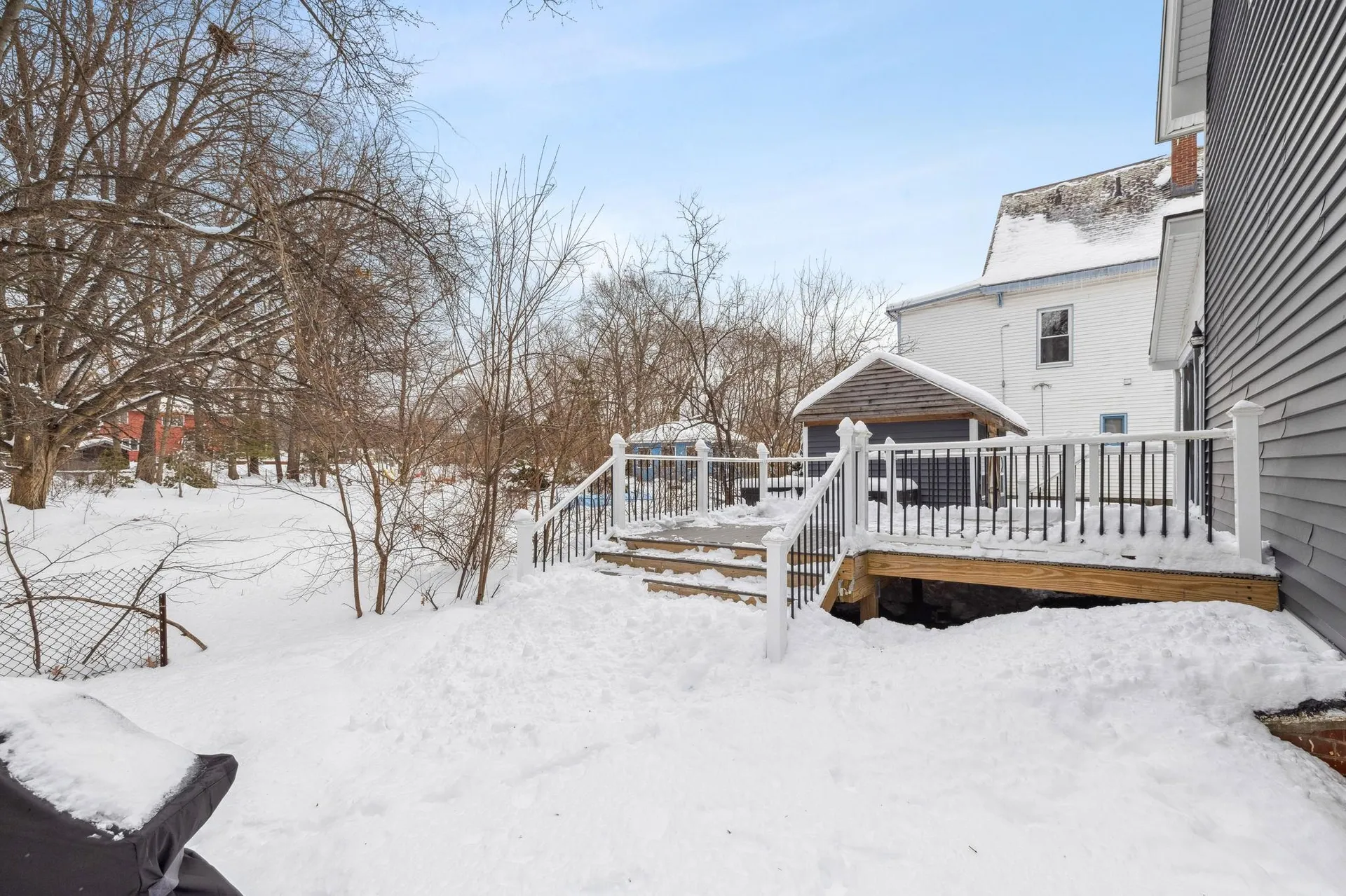 141 Russell Street Manchester NH 03104