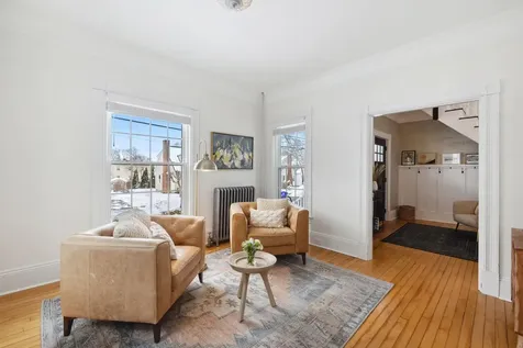 141 Russell Street Manchester NH 03104