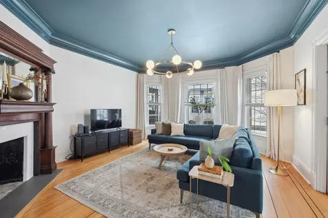 141 Russell Street Manchester NH 03104