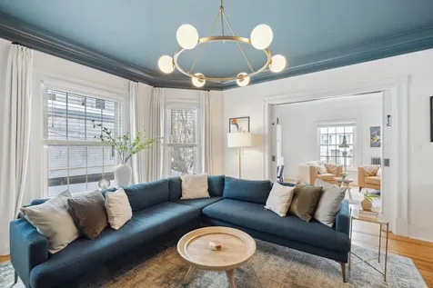 141 Russell Street Manchester NH 03104