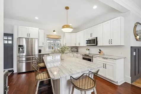 141 Russell Street Manchester NH 03104