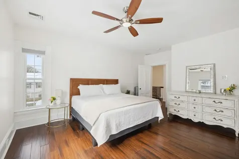 141 Russell Street Manchester NH 03104