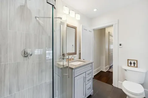 141 Russell Street Manchester NH 03104