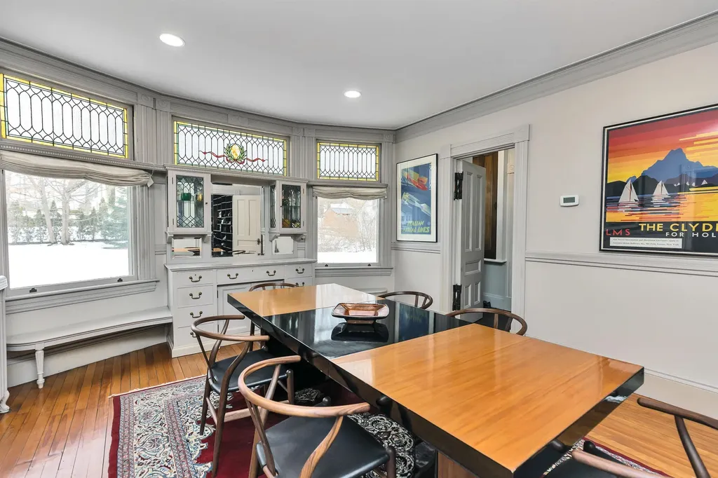 2195 Elm Street Manchester NH 03104