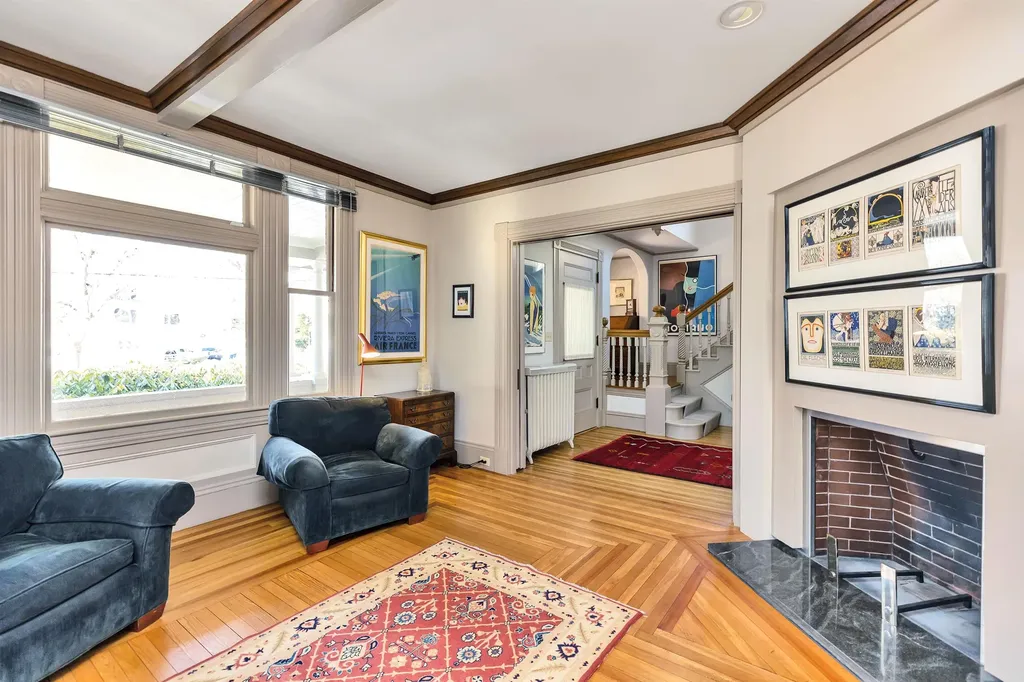 2195 Elm Street Manchester NH 03104