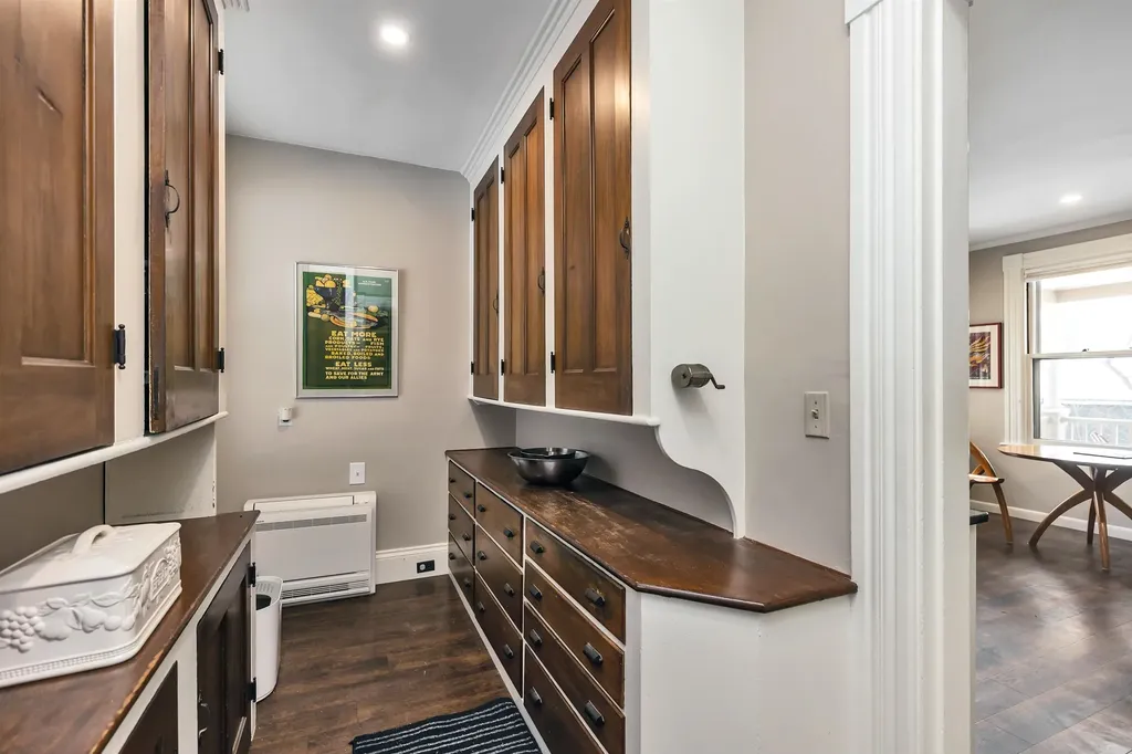 2195 Elm Street Manchester NH 03104