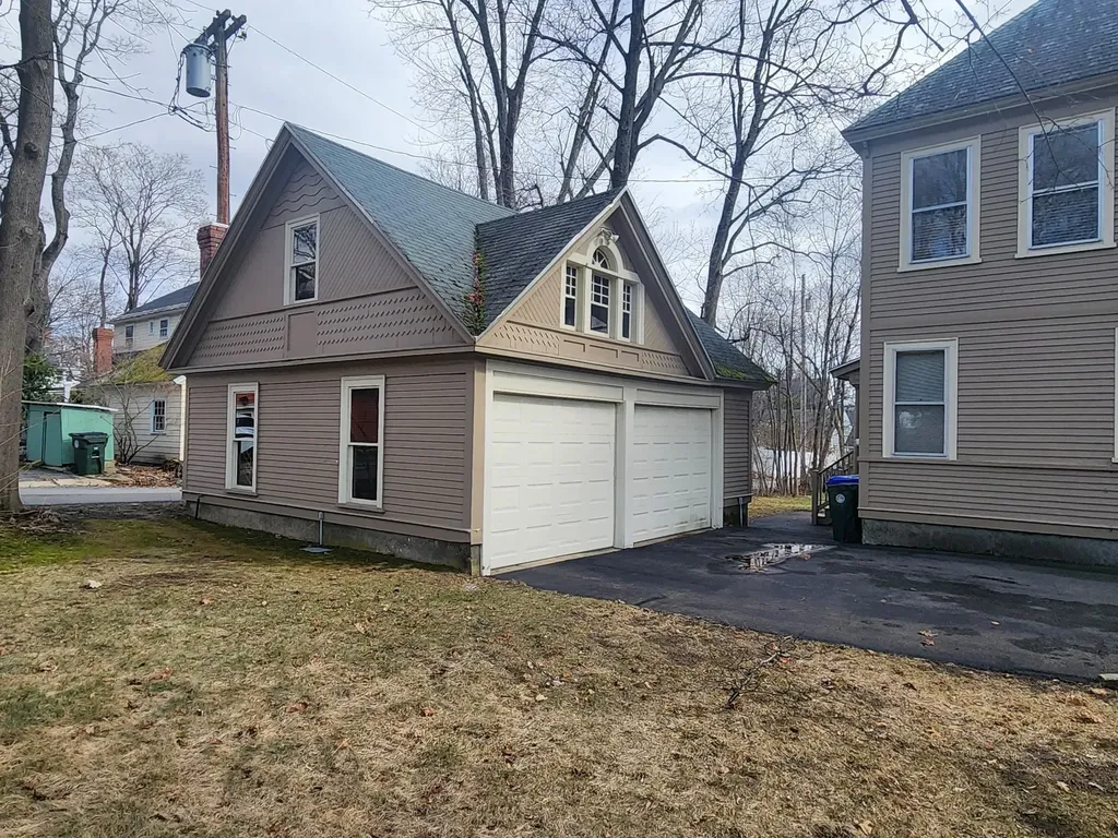 2195 Elm Street Manchester NH 03104